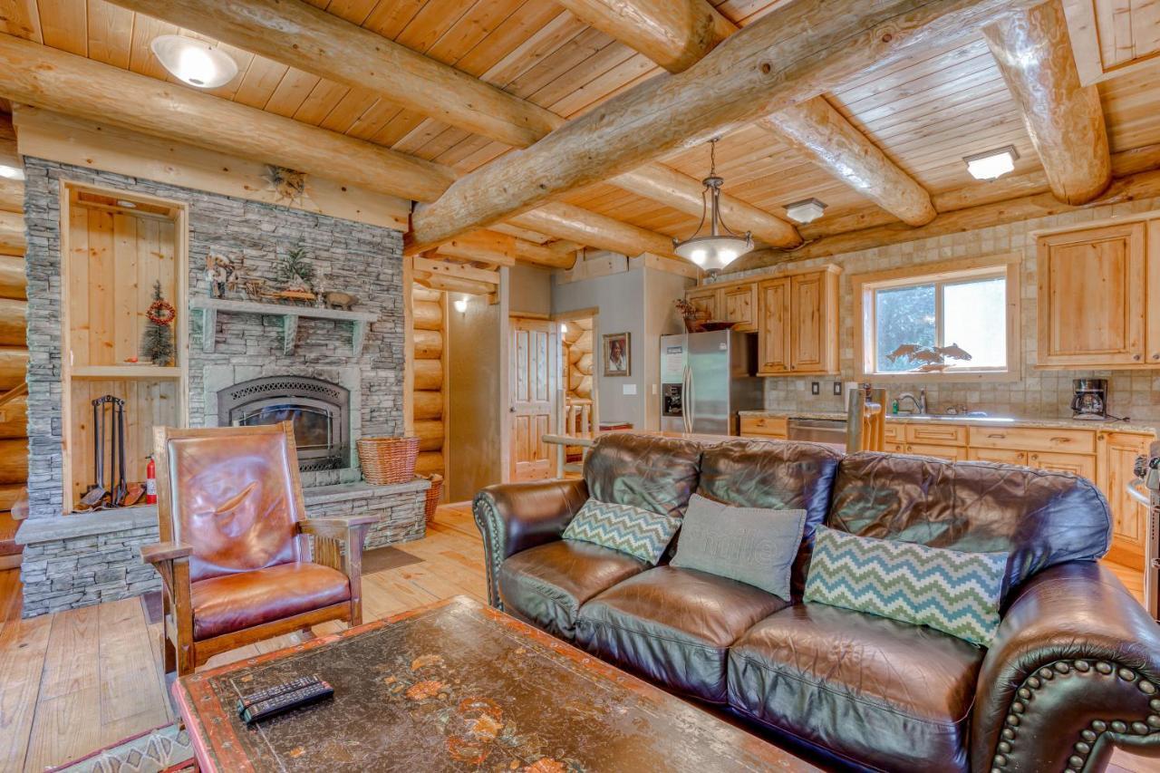 Skiing Bear Chalet ガバメント・キャンプ エクステリア 写真
