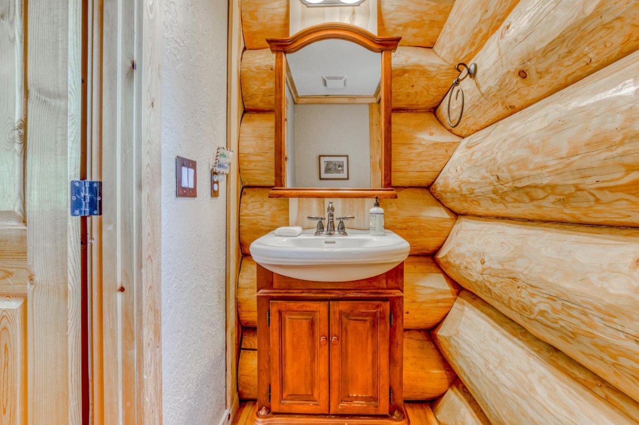 Skiing Bear Chalet ガバメント・キャンプ エクステリア 写真